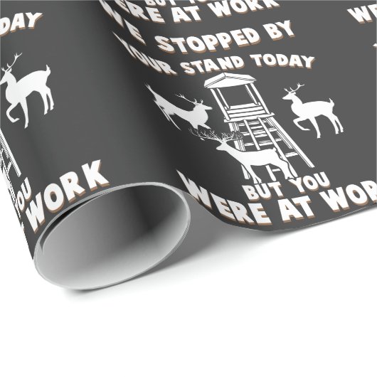 Hübscher Hirschständer auf der Jagd Geschenkpapier (Rolleneckpunkt)