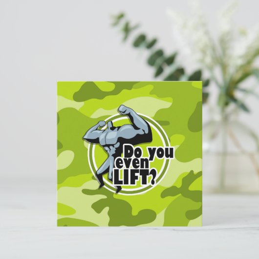 Hübscher Hobbyheber; hellgrüne Camouflage, Tarnung Einladung (Stehend Vorderseite)