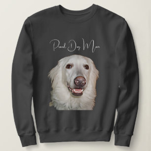 Hübscher Hundehund-T - Shirt in den Pyrenäen