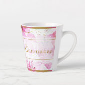Hübscher Individuelle Name Blumenrosa und Gold Milchtasse (Rechts)