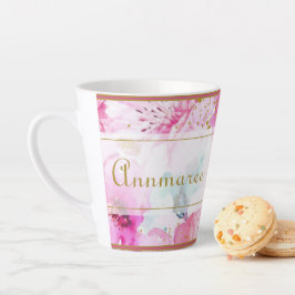 Hübscher Individuelle Name Blumenrosa und Gold Milchtasse