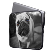 Hübscher Mops Laptopschutzhülle (Vorderseite Links)