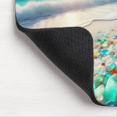 Hübscher Ocean Beach mit Sea Glass Mousepad (Ecke)