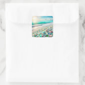 Hübscher Ocean Beach mit Sea Glass Quadratischer Aufkleber (Tasche)