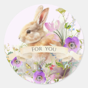 Hübscher Osterhase mit Wildblumen Runder Aufkleber