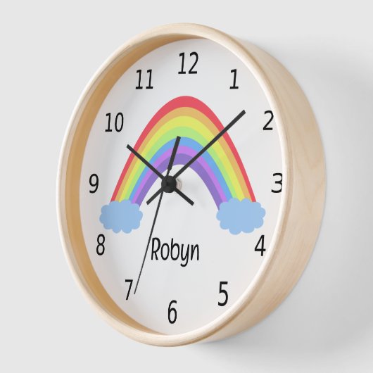 Hübscher pastellfarbener Regenbogen und Wolken, di Uhr (Winkel)