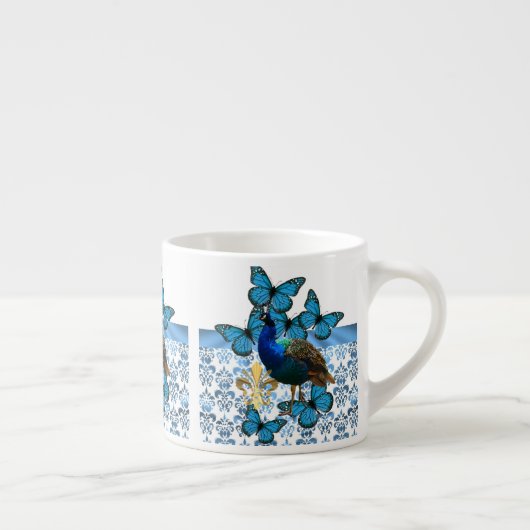 Hübscher Pfau und blaue Schmetterlinge Espressotasse (Rechts)