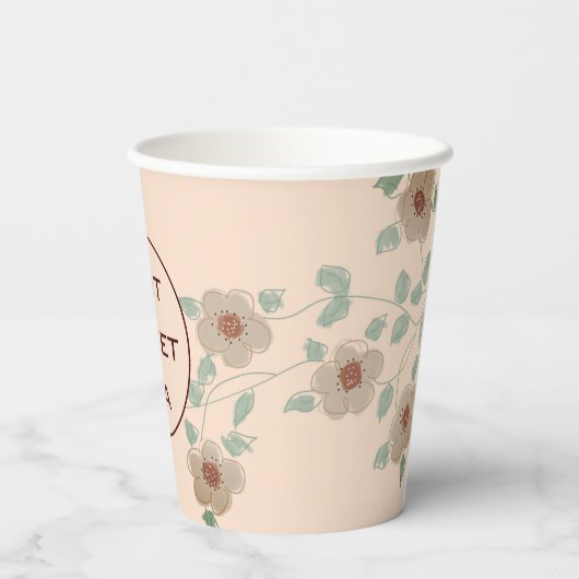 Hübscher Pfirsich- und Grünblütendesigner Pappbecher (Rückseite)