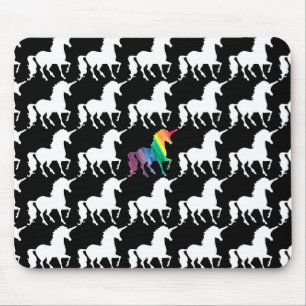 Hübscher Regenbogenunicorn-schwarzer u. weißer Mousepad