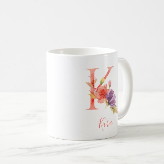 Hübscher rosa Watercolor-Buchstabe "K " Kaffeetasse (VorderseiteRechts)