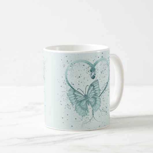 Hübscher Schmetterling, Herz und Paint-Spritzer in Kaffeetasse (VorderseiteRechts)
