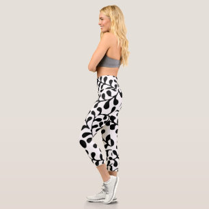 Hübscher, verschnörkelter Schwarzweißdruck Capri Leggings