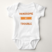 Hübsches, aber problematisches Baby-Shirt - Süßes