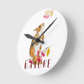 Hübsches Aquarellhörnchen auf einem Zweig mit Beer Runde Wanduhr (Winkel)