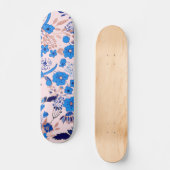 Hübsches azurblaues Blau errötet rosa Skateboard (Vorderseite)