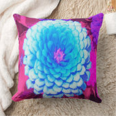 Hübsches blaues Zinnia im Lila Sommergarten Kissen (Decke)