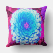 Hübsches blaues Zinnia im Lila Sommergarten Kissen (Rückseite)