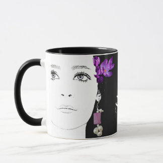 Hübsches Blumengesicht mit dem Namen Miriam Tasse