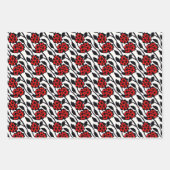 Hübsches Blumenmuster in Rot, Schwarz und Weiß Geschenkpapier Set (Vorderseite 2)