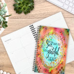 Hübsches Blumenzitat Planer<br><div class="desc">Hübscher floraler Inspirierend Quotenplaner - Dieser witzige, trendige und inspirierende Planer ist ideal für alle, die motiviert und mit den täglichen Aktivitäten, Treffen etc. des Lebens bleibe werden möchten. Eine nachdenkliche Geschenkidee für Freunde, Familie oder Mitarbeiter. Für eine tägliche Dosis von Inspiration und Freundlichkeit, lade ich Sie ein, unsere Inspirivity...</div>