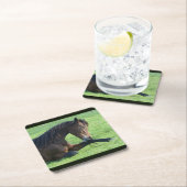 Hübsches braunes Pferd im Gras Rechteckiger Pappuntersetzer (Vor Ort)