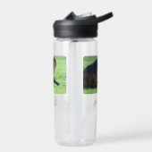 Hübsches braunes Pferd im Gras Trinkflasche (Links)