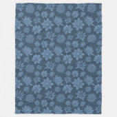 Hübsches dunkelblaues Blumenmuster Fleecedecke (Vorderseite)