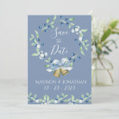 Hübsches Dusty Blue Wreath Save The Date (Stehend Vorderseite)