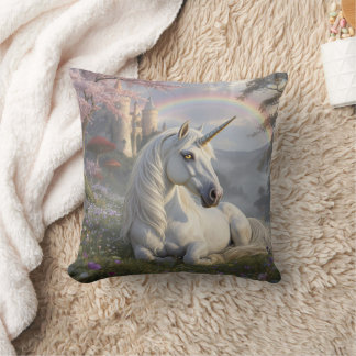 Hübsches Einhorn, Schloss und Regenbogen Kissen