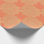 Hübsches elegantes Gold Coral Lacy Gemustert Geschenkpapier (Ecke)