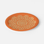 Hübsches Elegantes Gold Orange Lacy Gemustert Pappteller (Schrägansicht)