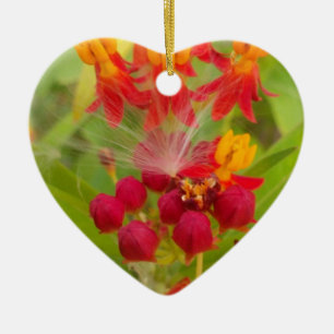 Hübsches farbenfrohes Blumendesign mit Milkweed Ku Keramik Ornament
