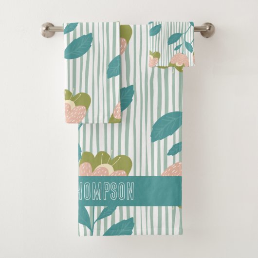 Hübsches feminines Monogramm Blumenmuster Badhandtuch Set (Insitu)