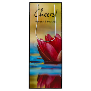 Hübsches Foto einer Lotus-Blume in einem Teich Geschenktüte Für Weinflaschen