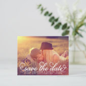 Hübsches Foto mit weißem Skript Save the Date Post Ankündigungspostkarte (Stehend Vorderseite)