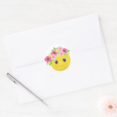 Hübsches Girly Emoji mit Blumen-Aufklebern Runder Aufkleber (Umschlag)