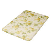 Hübsches, goldgelbes Bauernhaus Badematte (Schrägansicht)