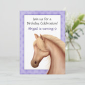 Hübsches Palomino Pferd Lila Geburtstag Einladung (Stehend Vorderseite)