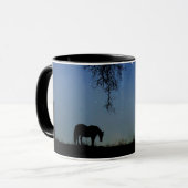 Hübsches Pferd und Starry Night mit Eichenbäumen Tasse (Vorderseite Links)