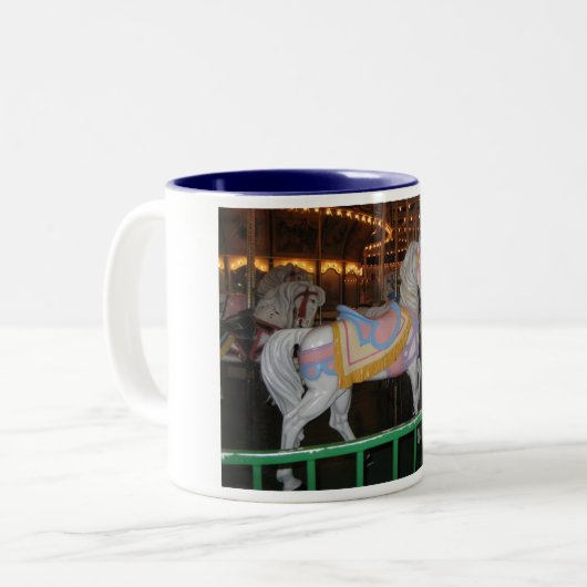 Hübsches Pony Zweifarbige Tasse (Vorderseite Links)