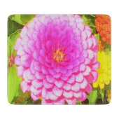 Hübsches Round Pink Zinnia im Sommergarten Schneidebrett (Vorderseite)
