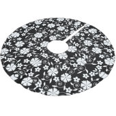 Hübsches Schwarz-Weiß-Blumenmuster Polyester Weihnachtsbaumdecke (Schrägansicht)