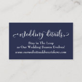 Hübsches Script Navy Blue Wedding Website Details Begleitkarte (Vorderseite)