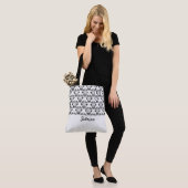 Hübsches Vintages Muster Mit Monogramm Totbeutel Tasche (Am Model)