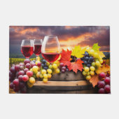 Hübsches Weinland mit Wein und Trauben Fußmatte (Vorderseite)