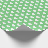 Hübsches Weißherz Muster Sommergrün Geschenkpapier (Ecke)