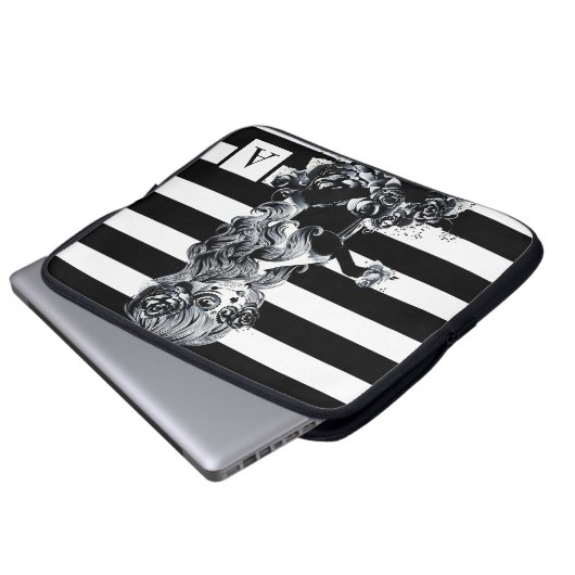 Hübsches ZuckerkulGirl, schwarz und weiß gestriche Laptopschutzhülle (Vorne Knopf)