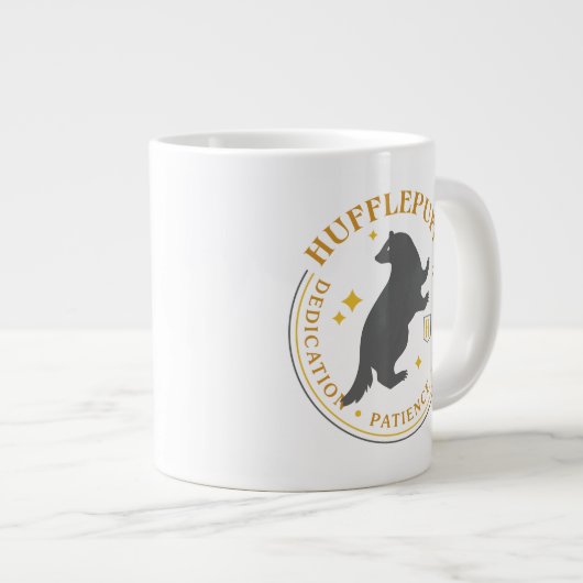 HUFFLEPUFF™ Badger House Pride Abzeichen Jumbo-Tasse (Vorderseite Rechts)