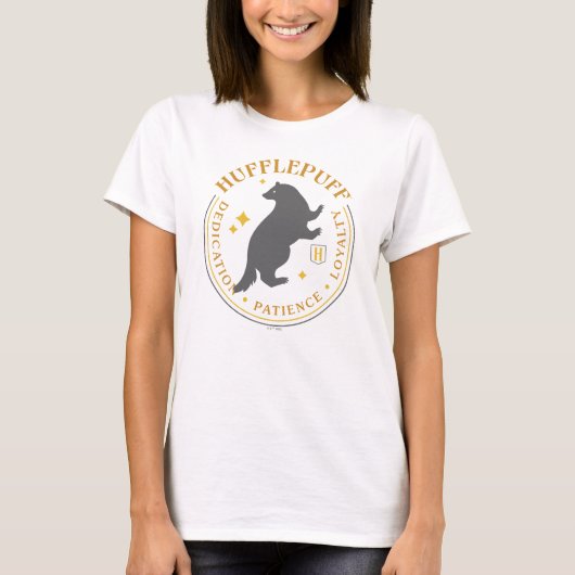 HUFFLEPUFF™ Badger House Pride Badge T-Shirt (Vorderseite)