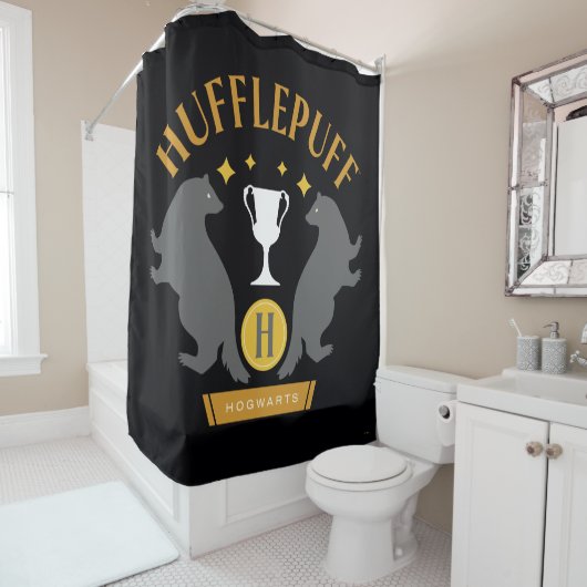 HUFFLEPUFF™ Badger und Cup House Pride Grafik Duschvorhang (Beispiel)